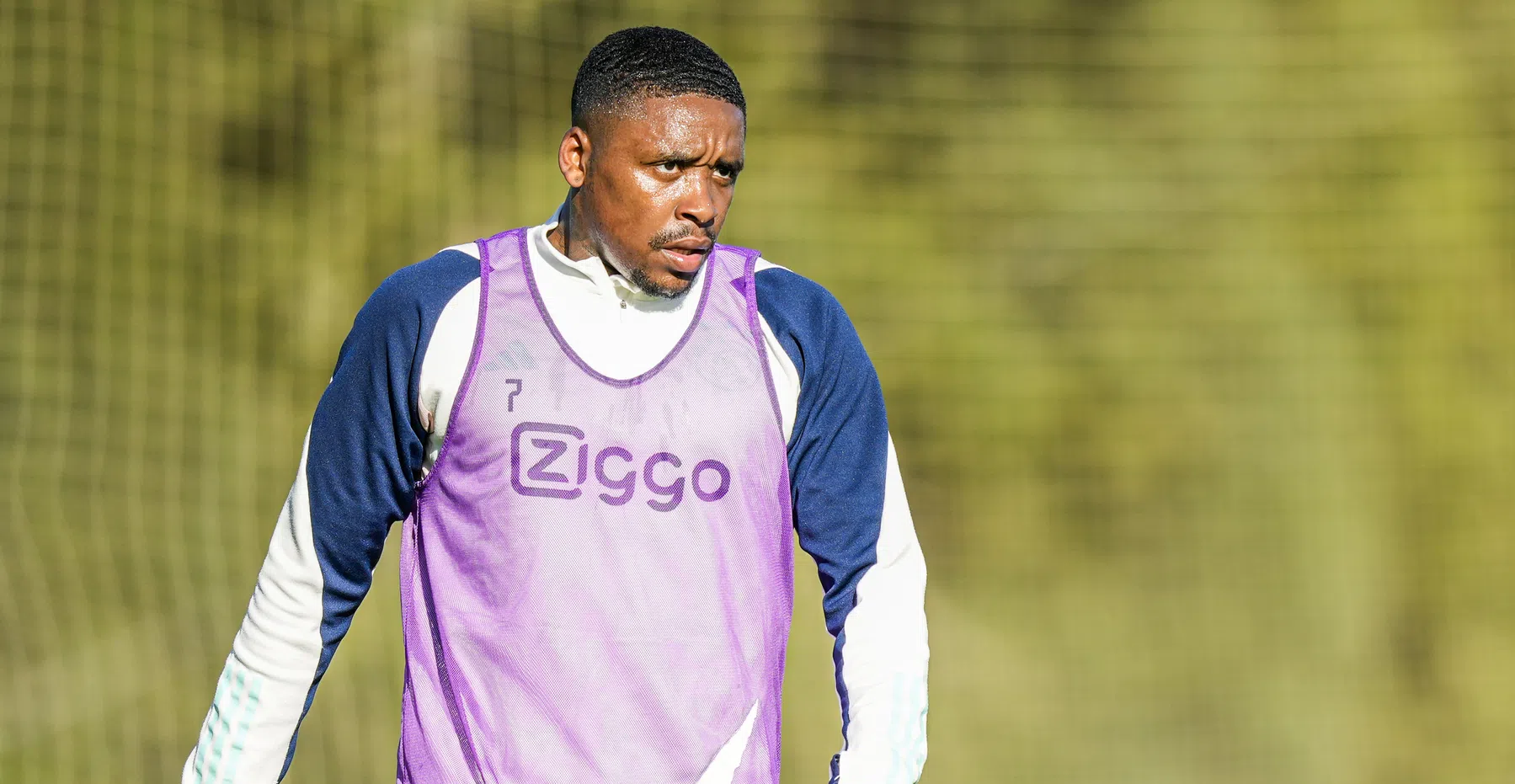 Hoeveel wedstrijden ontbrak Steven Bergwijn bij Ajax wegens blessures?