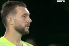 Thumbnail for article: Drommel bewijst zich bij Jong PSV: keeper stopt penalty van debutant