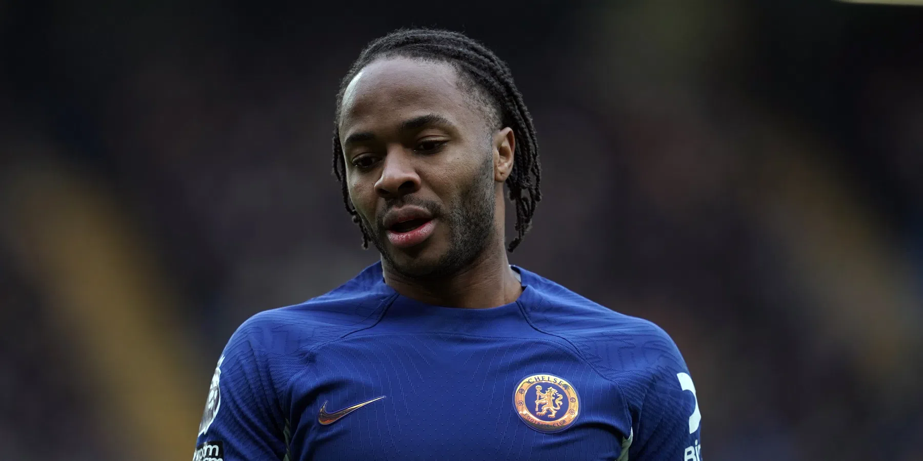 Sterling op de schopstoel bij Chelsea: exit nadert voor 29-jarige aanvaller