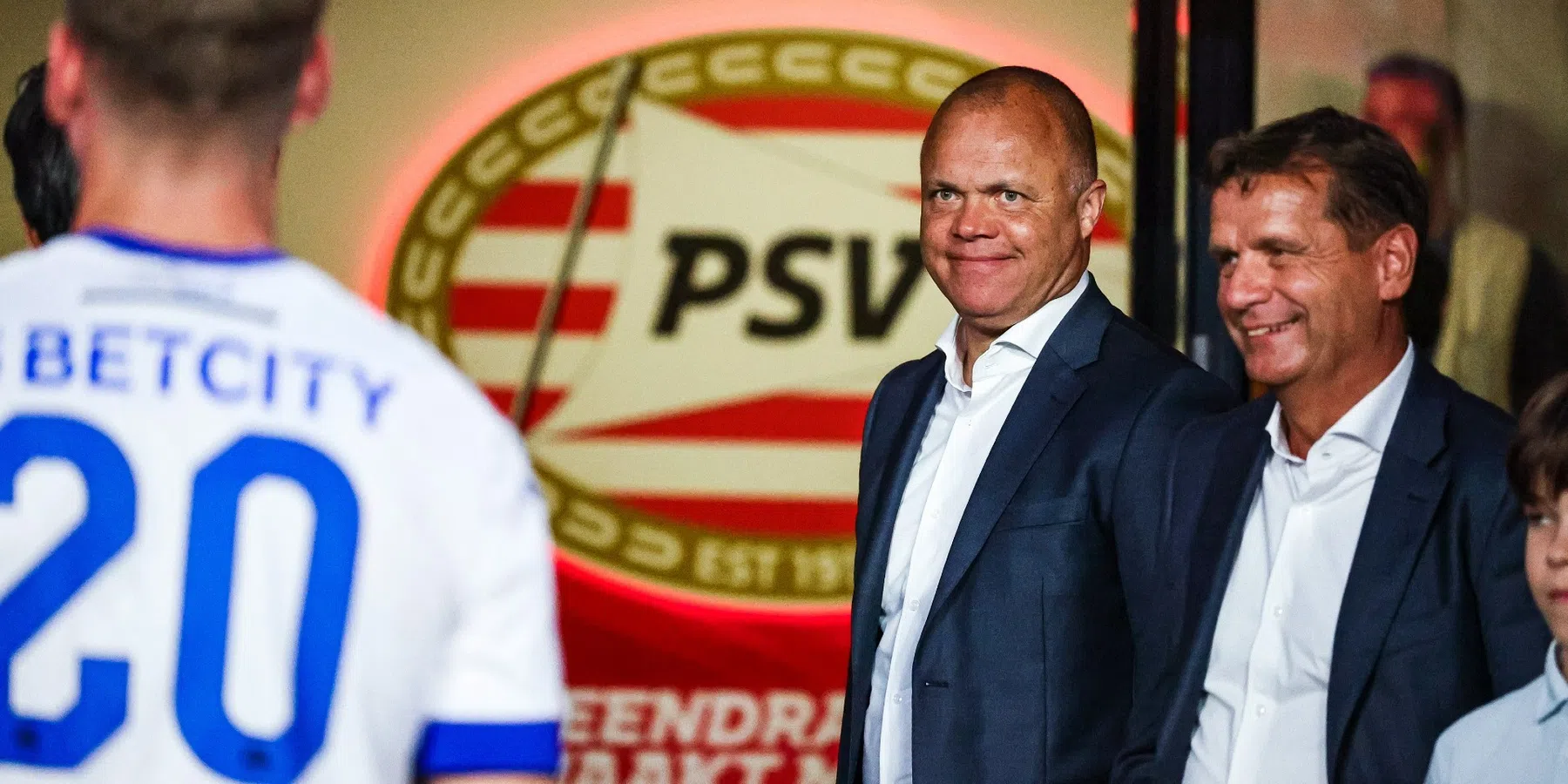 Dit zegt technisch directeur Earnest Stewart over de transferzomer van PSV