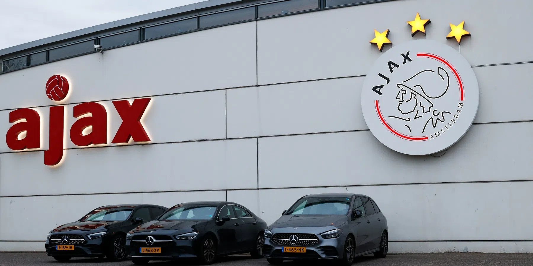 Dit is waarom het uitduel van Ajax met Riga mogelijk ergens anders wordt gespeeld