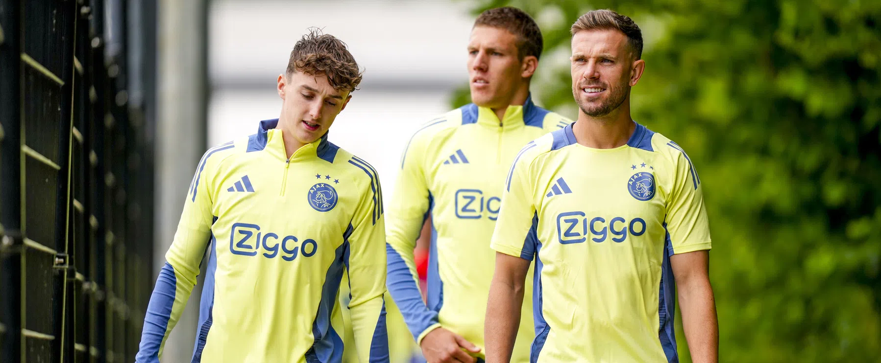 Ajax mist Jordan Henderson en Wout Weghorst tegen Slavia Praag