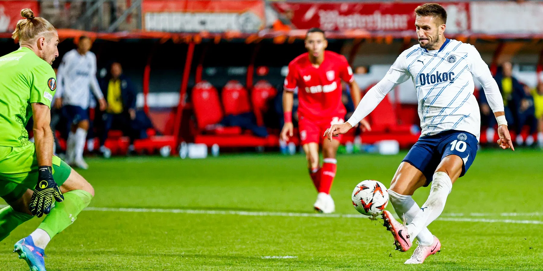 FC Twente speelt gelijk tegen Fenerbahçe, AZ ten onder in Baskenland 