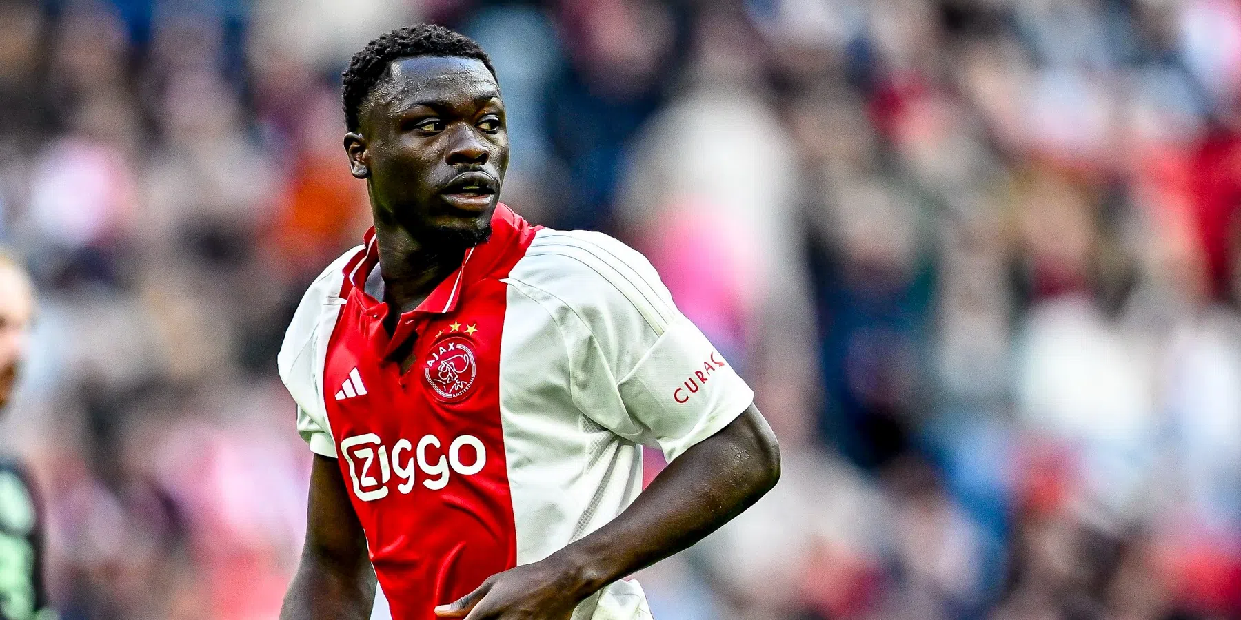 Dit zegt Brian Brobbey over zijn vroegtijdige wissels bij Ajax