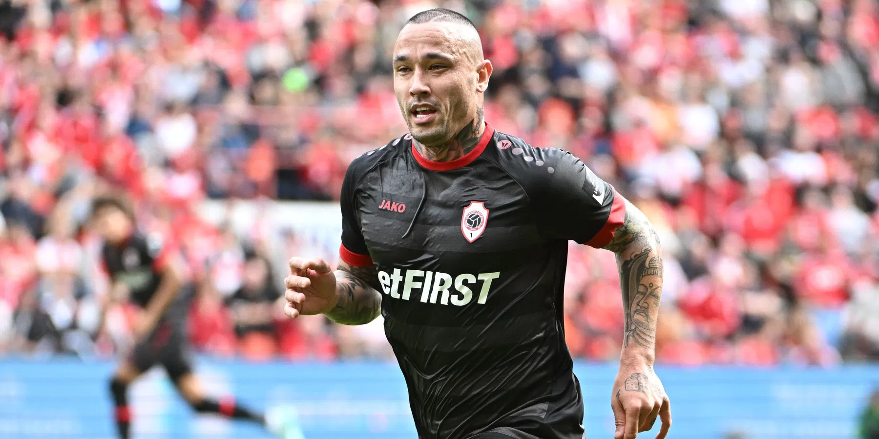 Nainggolan wil Kuyt te hulp schieten: 'Ik kan nog makkelijk mee'