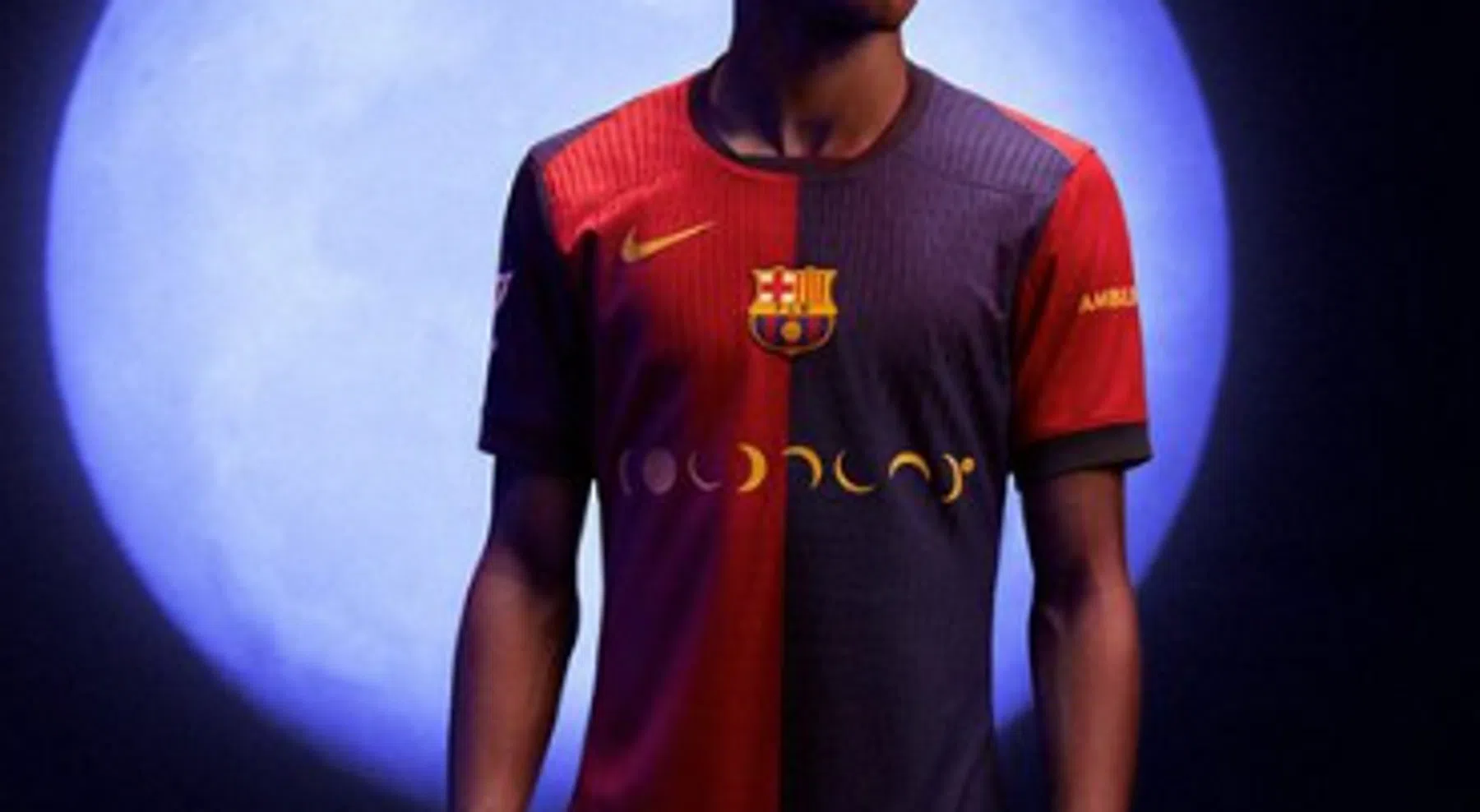 Dit is waarom Barça soms met logo van een merk, artiest of band op shirt speelt