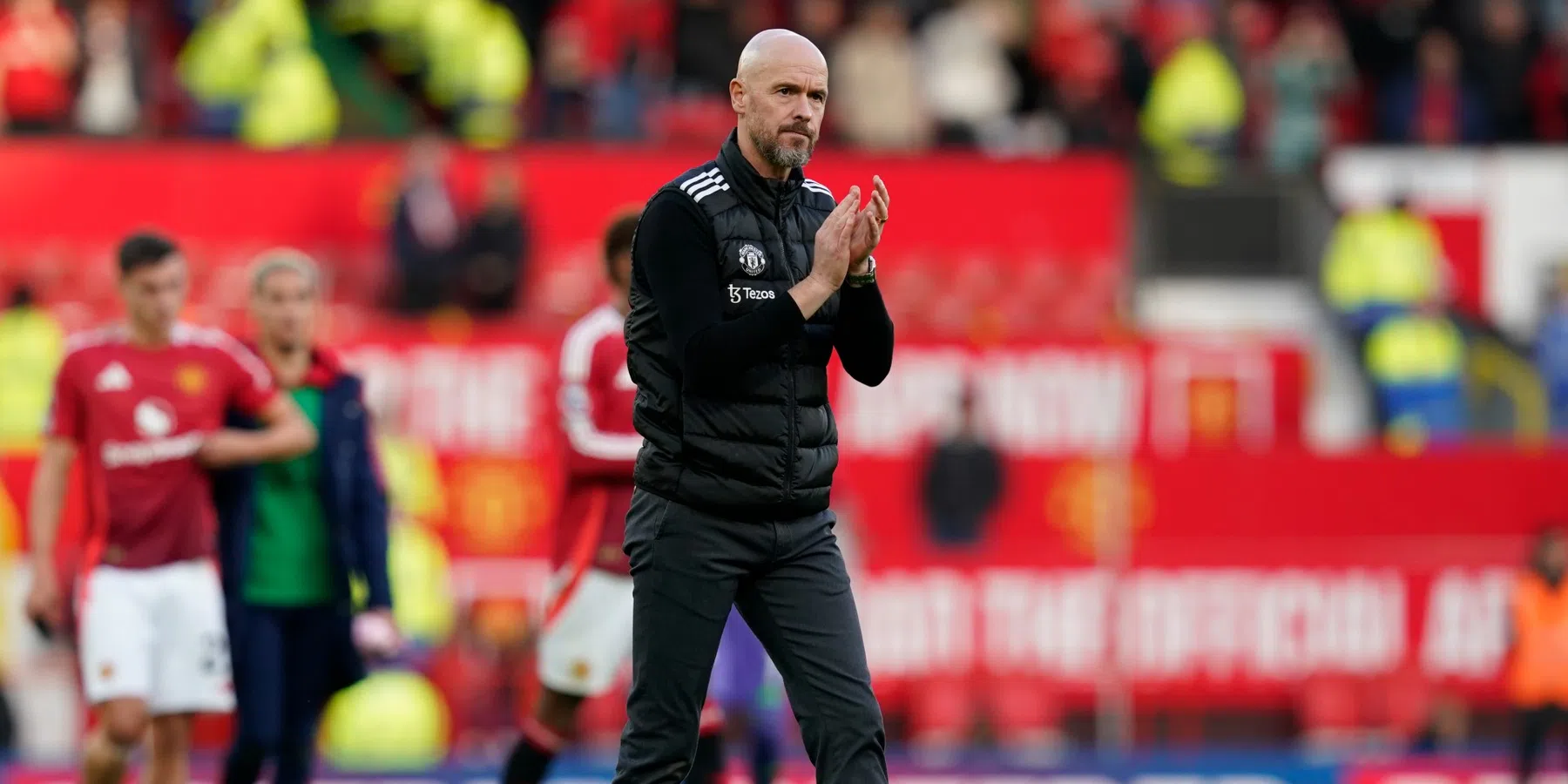 Dit schrijven Engelse media over de positie van Ten Hag na nipte zege United