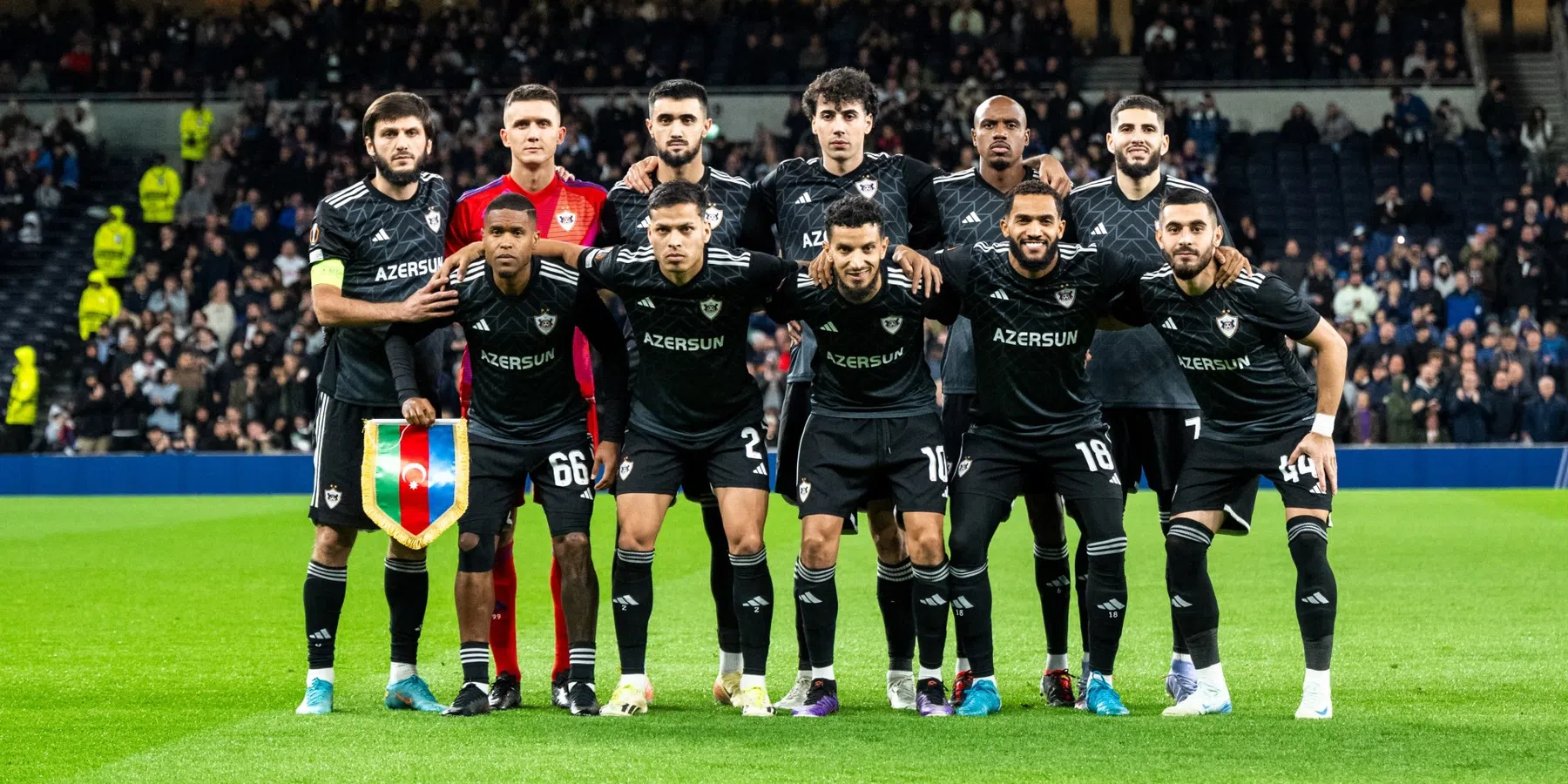 Waar komt FK Qarabag, de tegenstander van Ajax in de Europa League, vandaan?