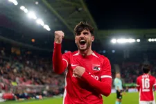 Thumbnail for article: VN Langs de Lijn: Go Ahead pakt punt in Alkmaar, PSG haalt uit tegen Marseille