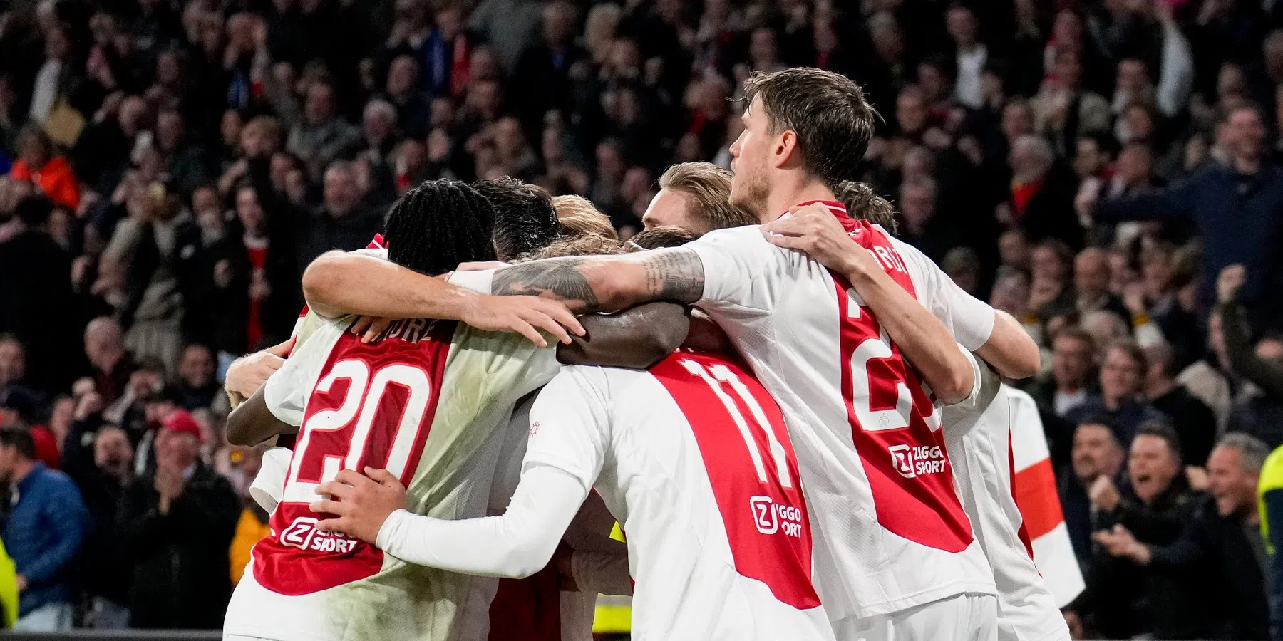 Ajax wint topper in eigen huis van PSV