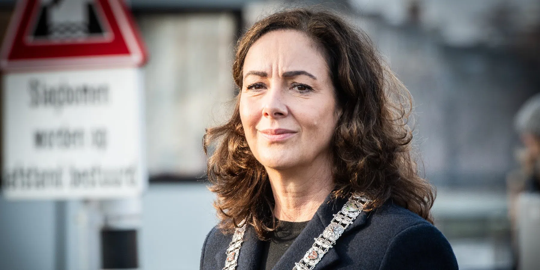 Woedende Halsema spreekt van 'gitzwarte nacht':