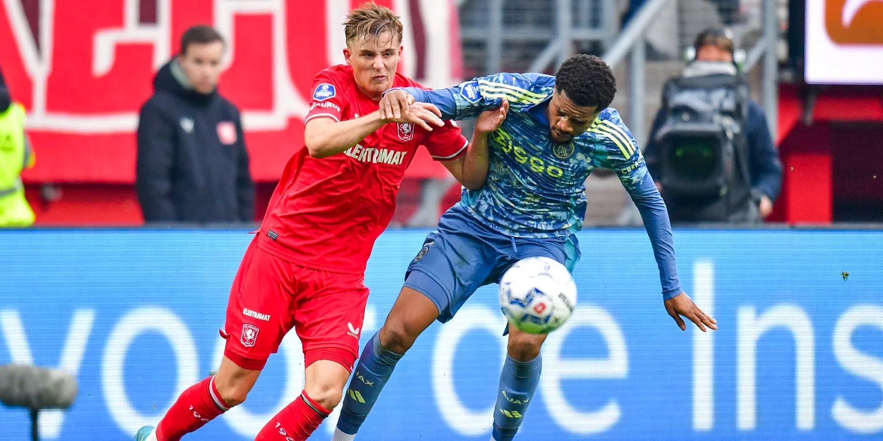 FC Twente en Ajax delen de punten na spektakelstuk in De Grolsch Veste 