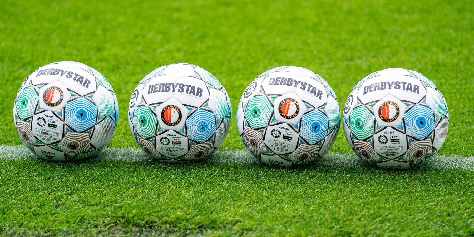 Dit zegt Feyenoord over de aanval op de Feyenoord-bus door een vuurwerkbom