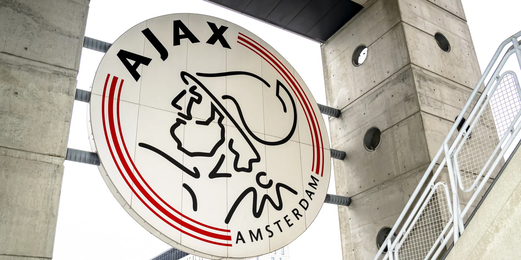 Ajax vraagt supporters om hulp voor 125-jarig jubileum