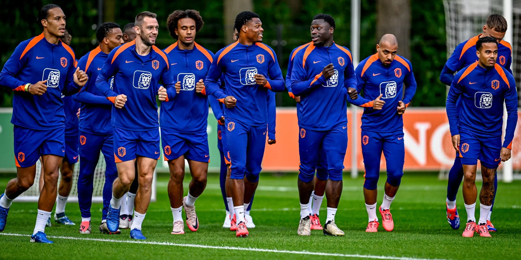 Deze twee Oranje-internationals zitten niet bij de selectie tegen Hongarije 