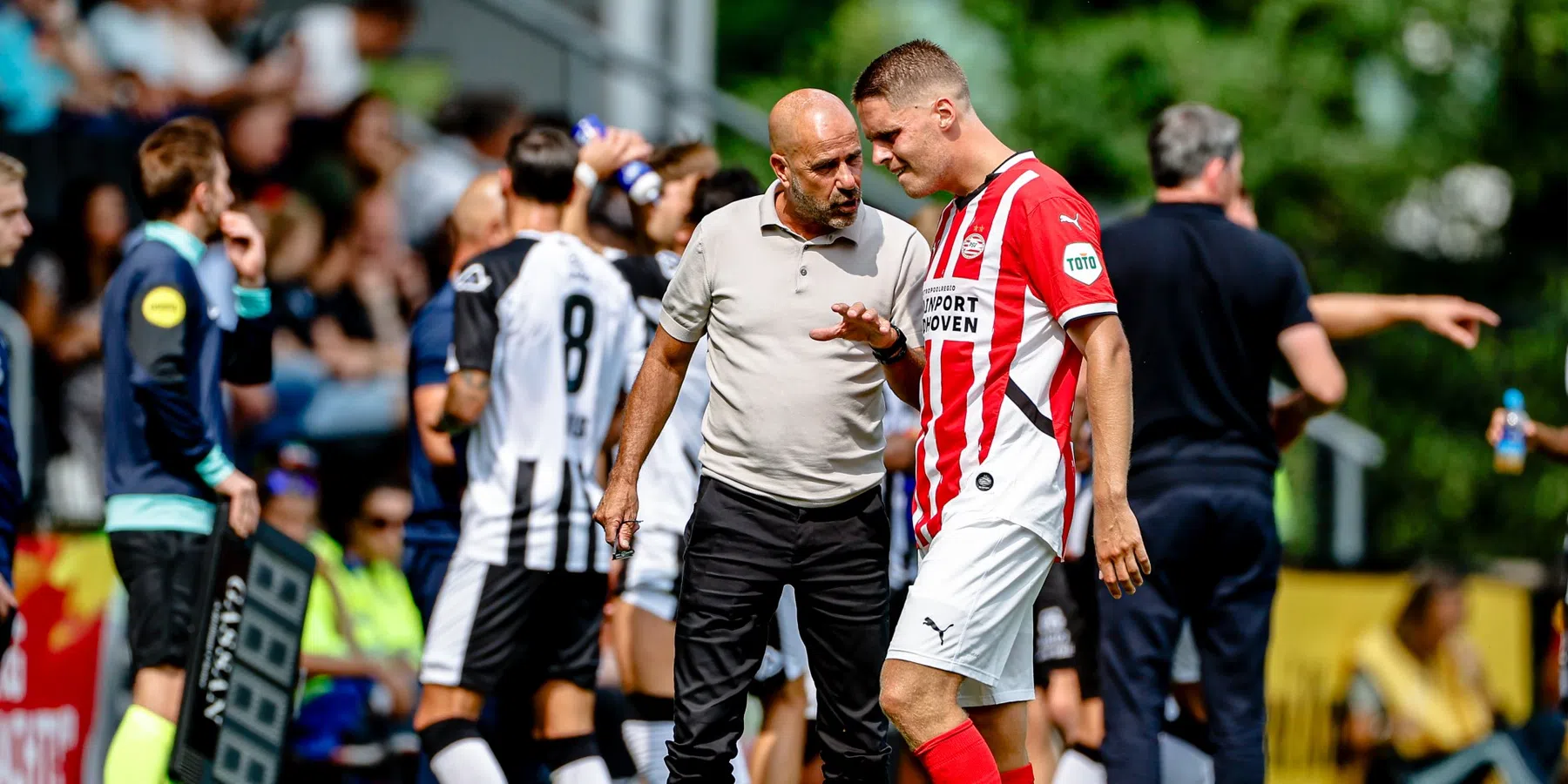 Joey Veerman kan mogelijk zijn rentree maken tegen FC Utrecht, aldus Peter Bosz