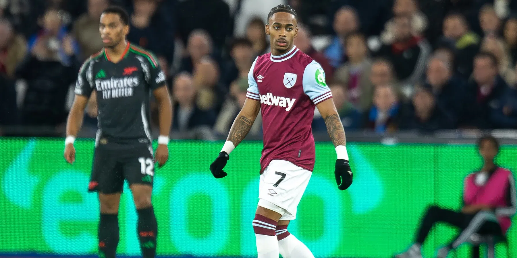 Summerville lovend over oud-Ajacied en concurrent bij West Ham United