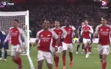 Timber doet Man United pijn: ex-Ajacied heeft eerste goal in Arsenal-shirt binnen