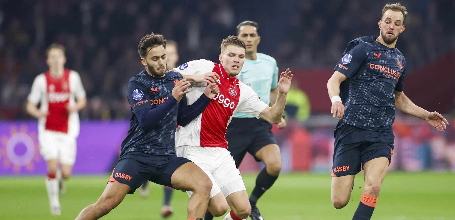 Ochtendkranten over Ajax - FC Utrecht