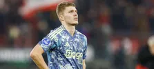 Thumbnail for article: 'Ajax zakt door het ijs, toenemende druk op Farioli en desastreus schaakspel'