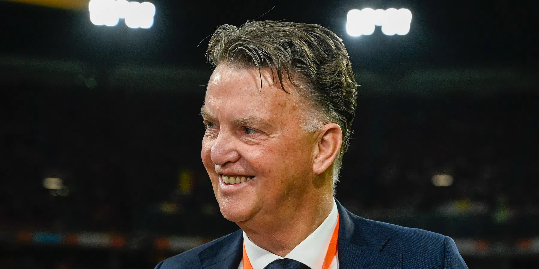 Louis van Gaal geeft talententraining bij Ajax | VoetbalNieuws