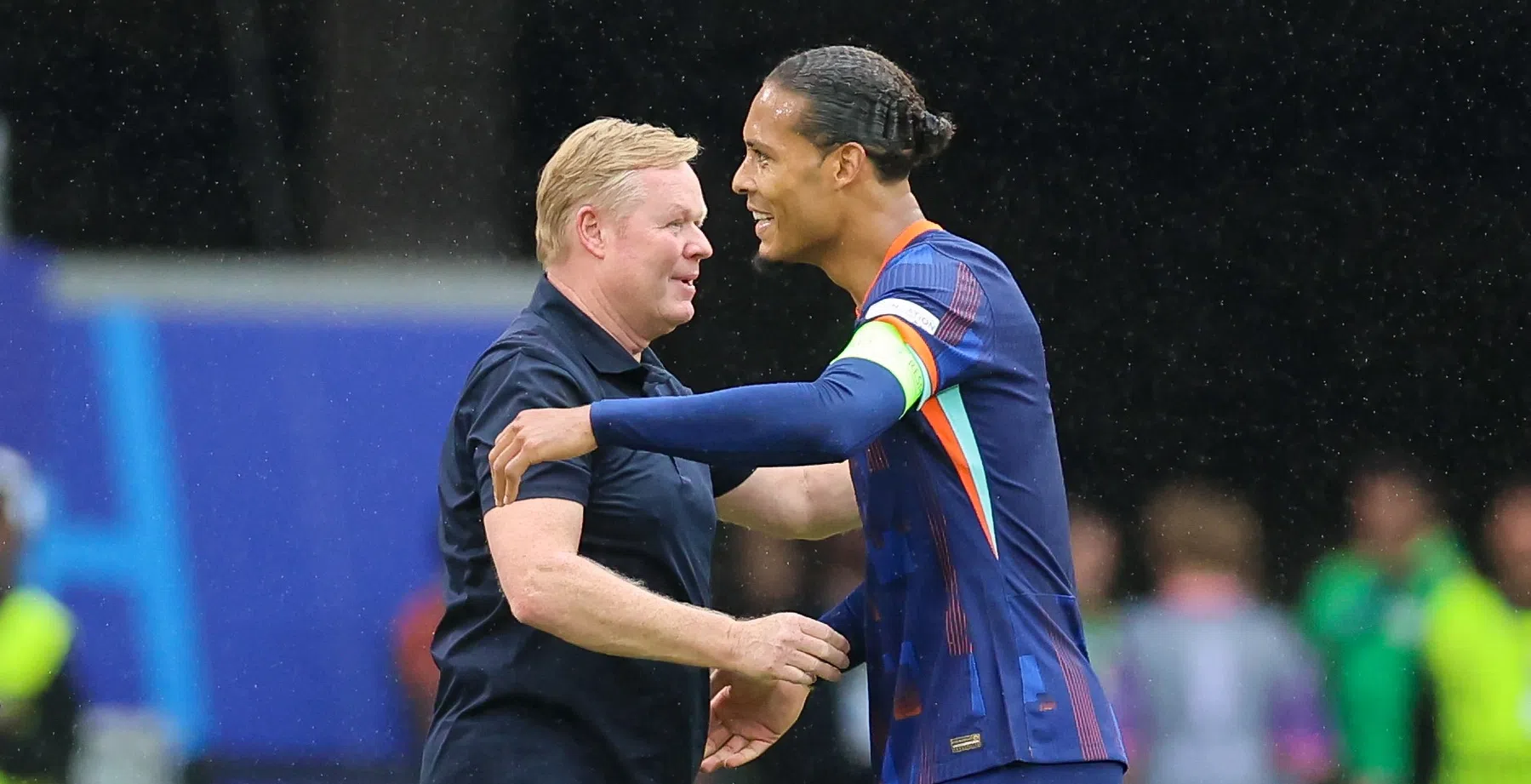 Zo stemden Virgil van Dijk en Ronald Koeman tijdens de FIFA Awards | VoetbalNieuws