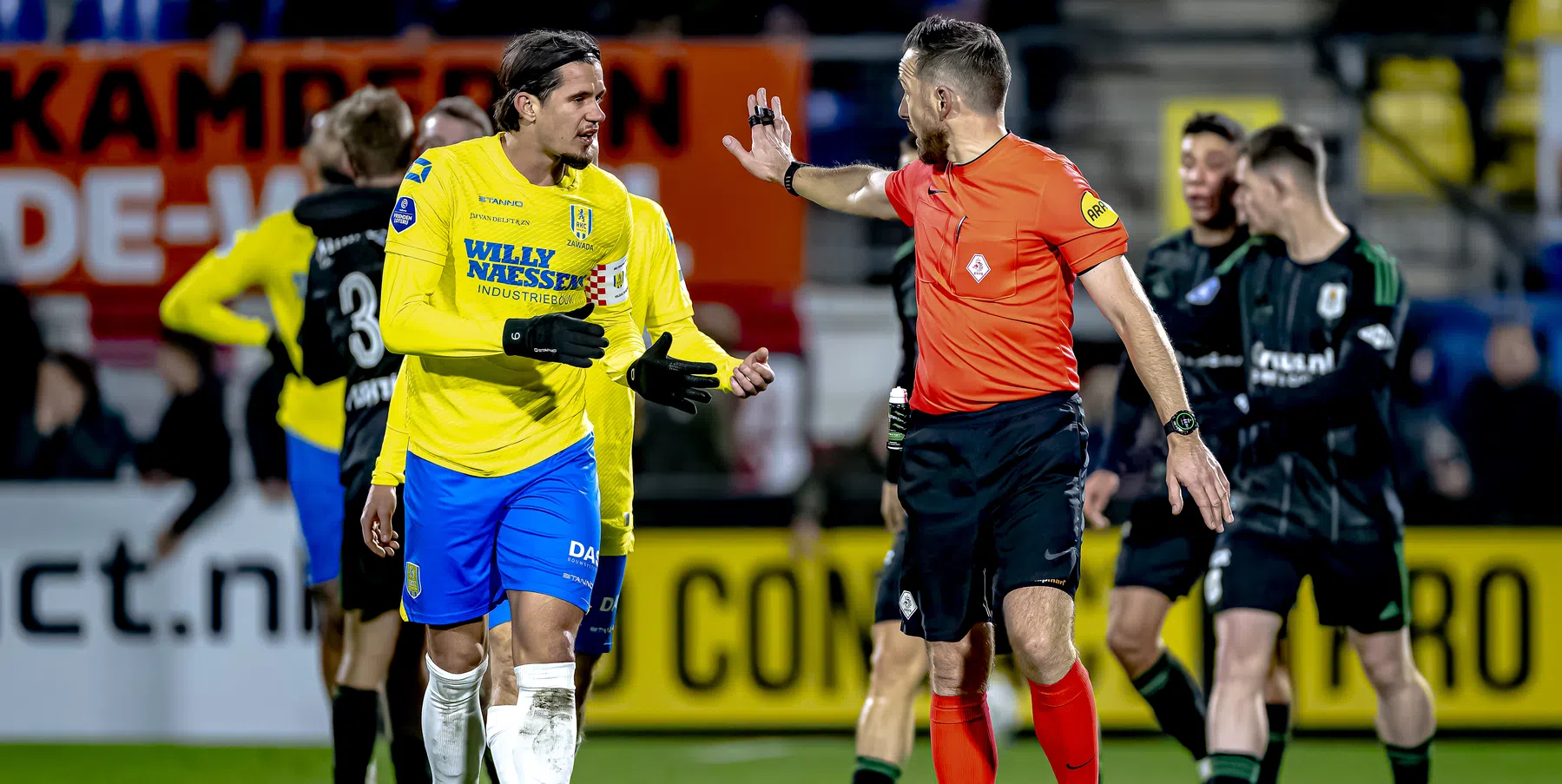 PEC Zwolle overweegt stappen na fout van VAR tegen RKC | VN