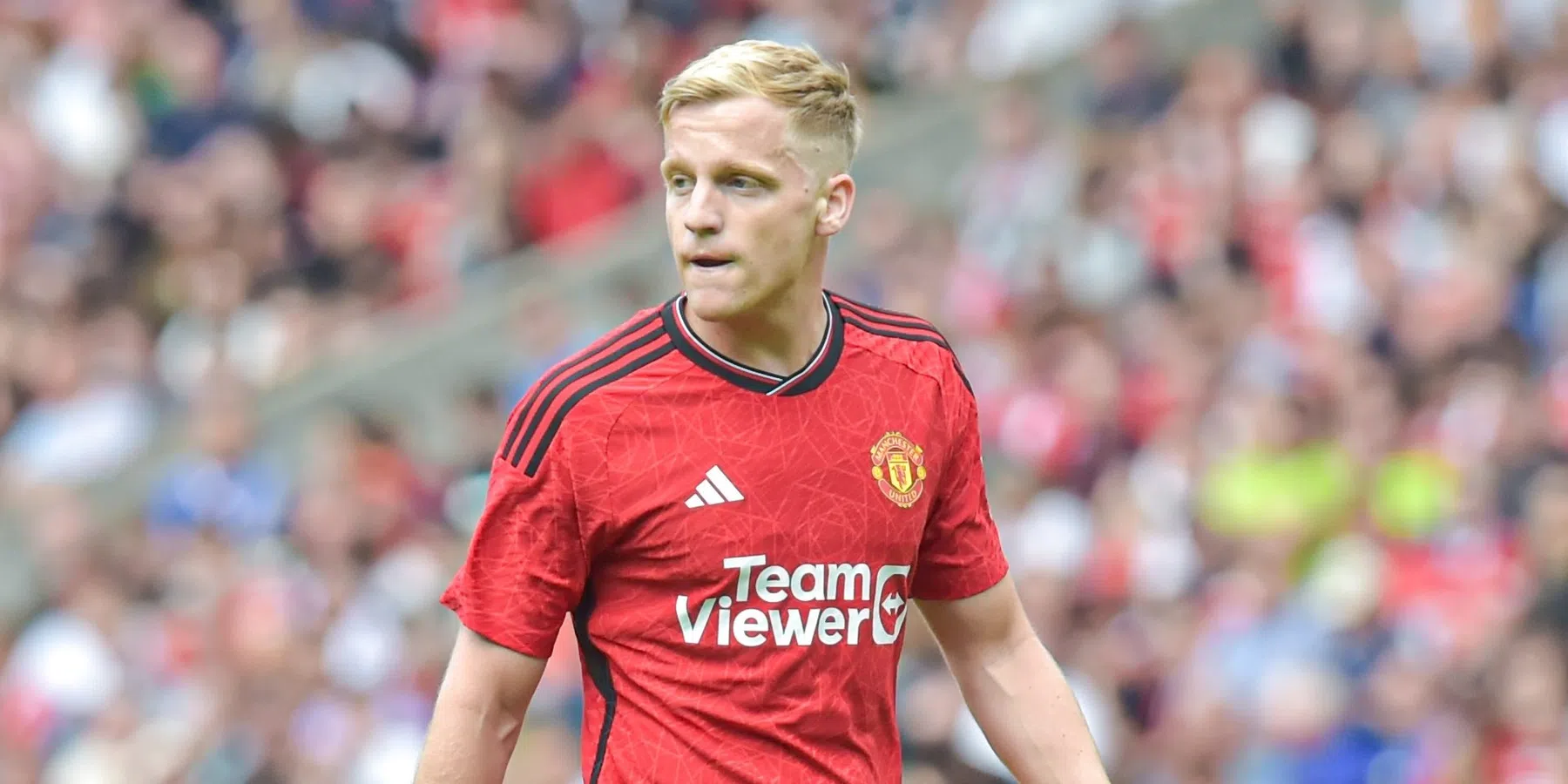 Van de Beek blikt terug op bewogen periode bij Manchester United | VoetbalNieuws