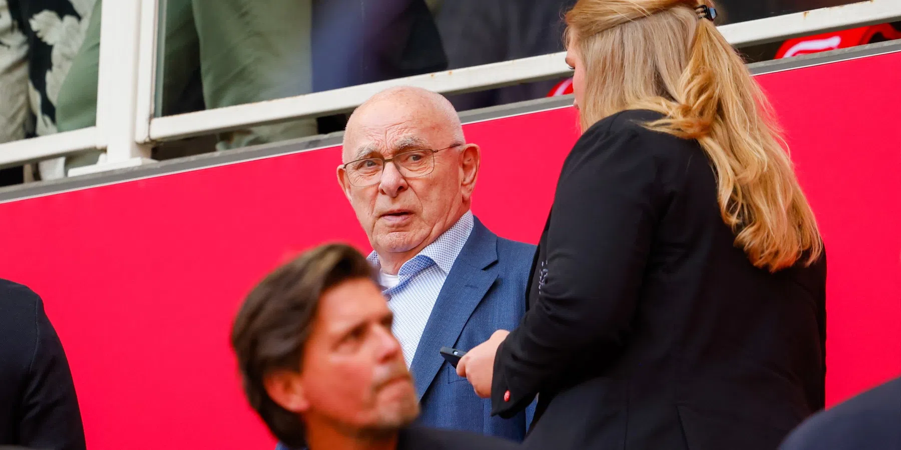 Van Praag blikt terug op zwaar jaar bij Ajax en kijkt vooruit - VN