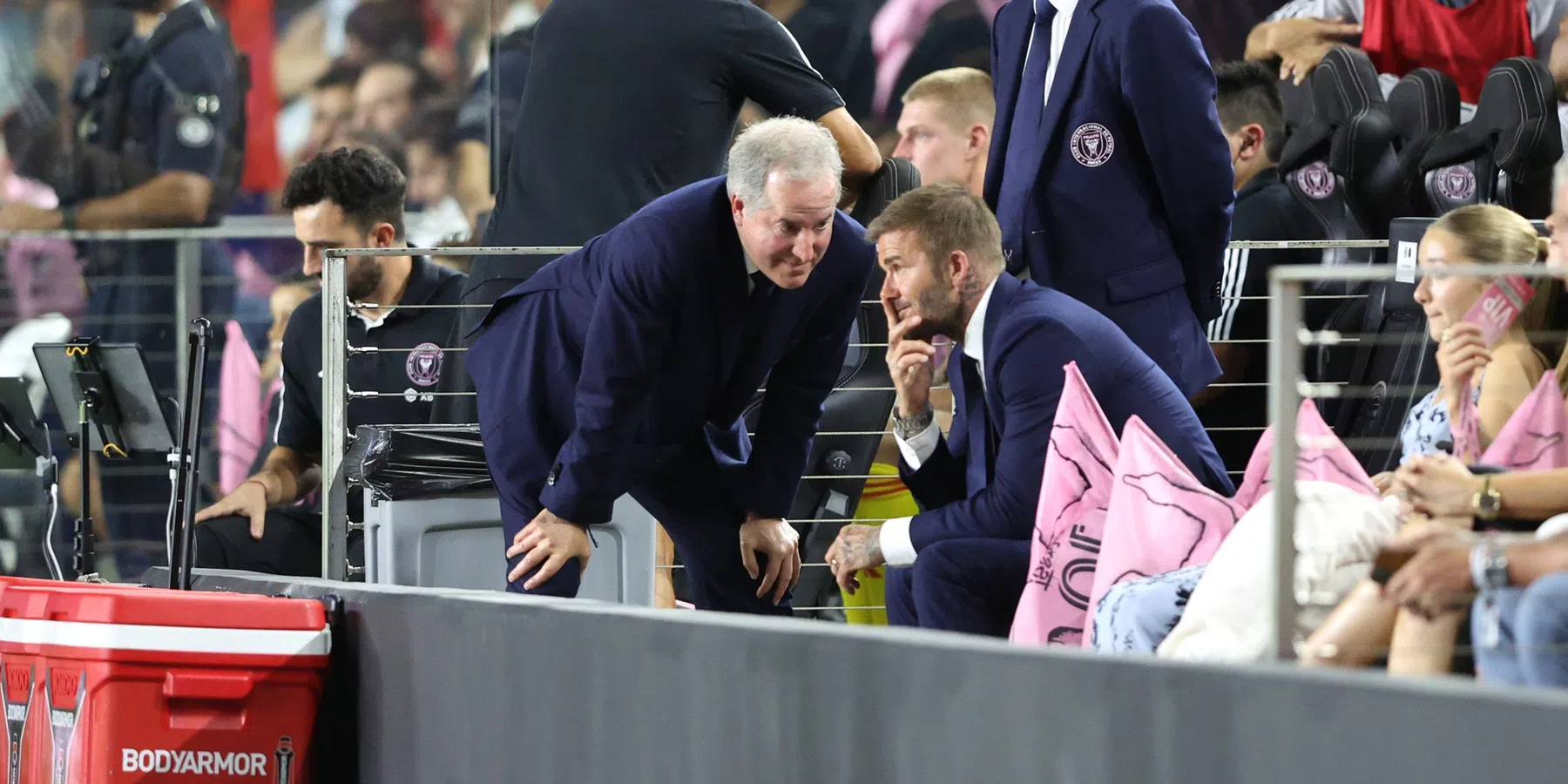 Waarom David Beckham niet geridderd wordt – VoetbalNieuws