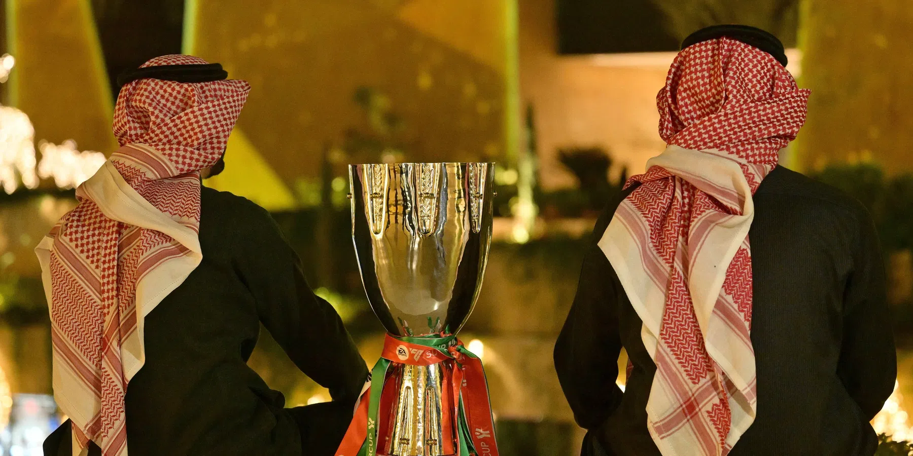 Prijzengeld Supercoppa: waarom clubs miljoenen verdienen in Saudi-Arabië