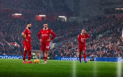 Cryptische post Salah over toekomst bij Liverpool | VoetbalNieuws