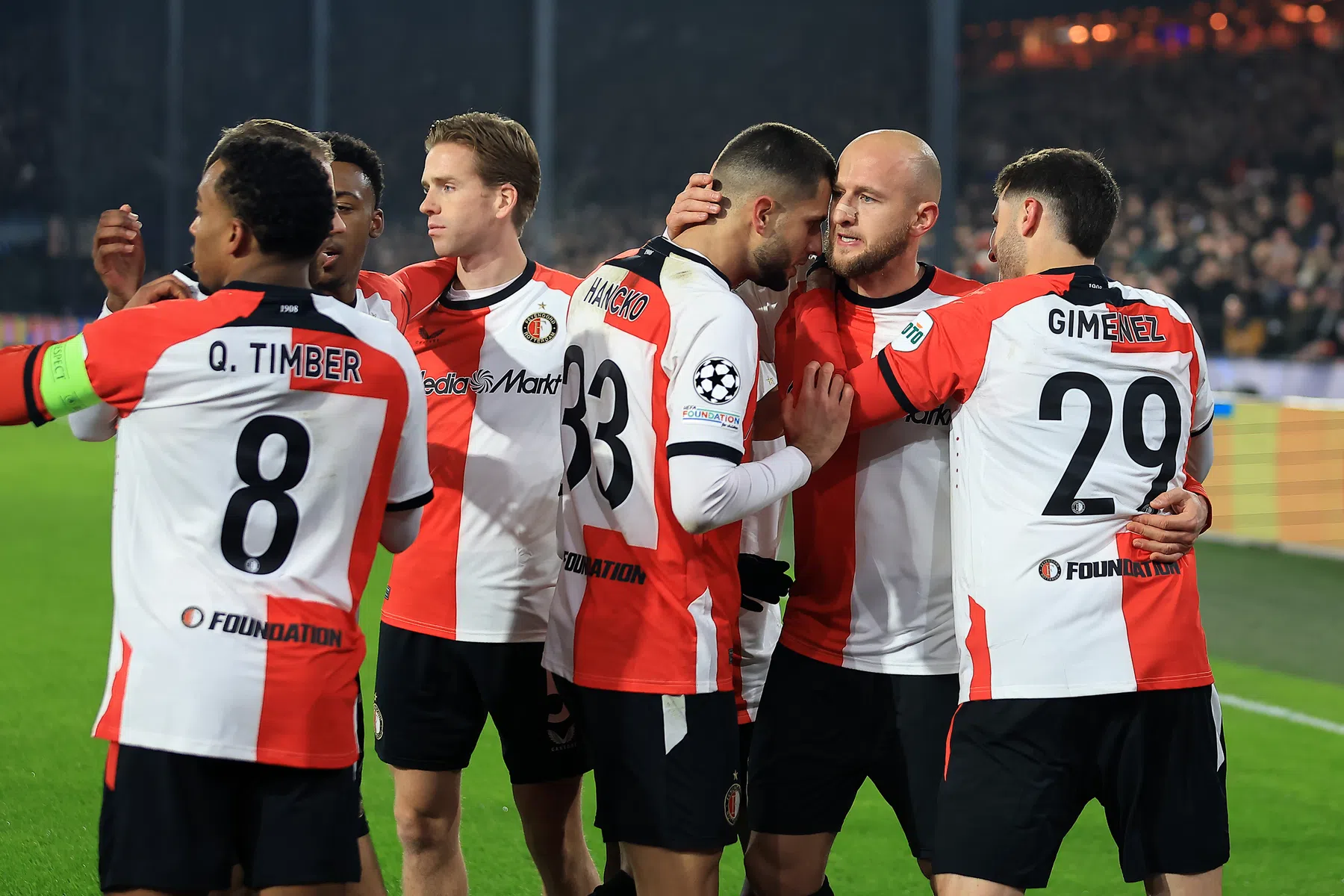 Vermoedelijke opstelling Feyenoord tegen Willem II: vijf wijzigingen - VN