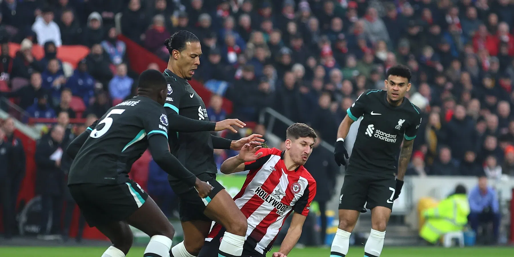 Liverpool beleeft frustrerend duel in Brentford en loopt wéér punten mis