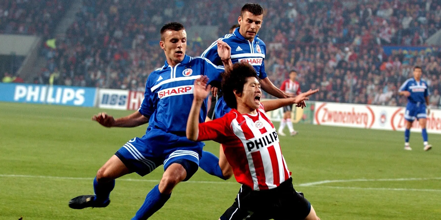 PSV wacht cruciaal duel tegen Rode Ster in Belgrado - VoetbalNieuws