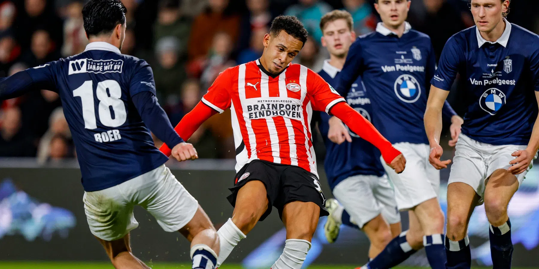 'Auxerre dichtbij akkoord met PSV over overbodige verdediger'