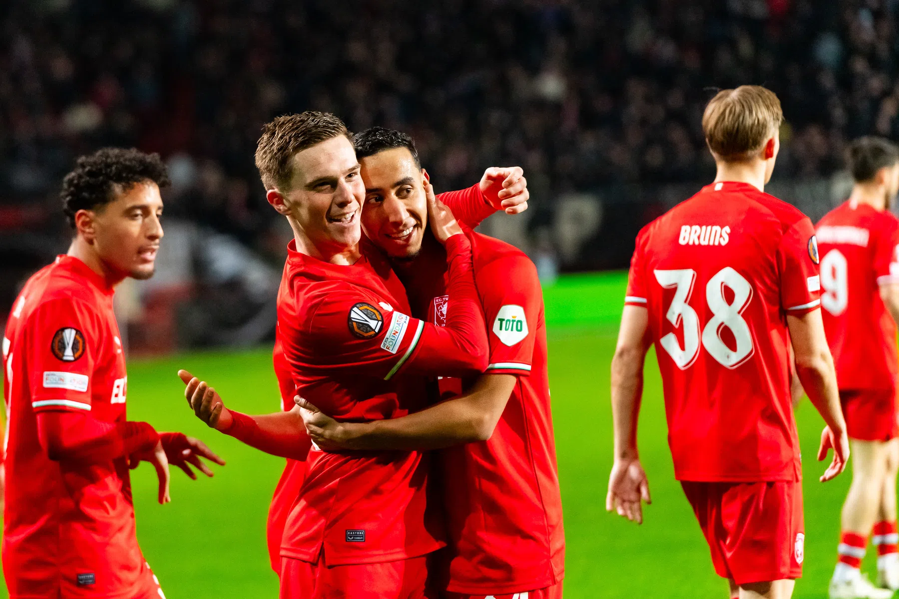 ‘PSV bekijkt Salah-Eddine opnieuw, maar nog geen officieel bod’ - VN