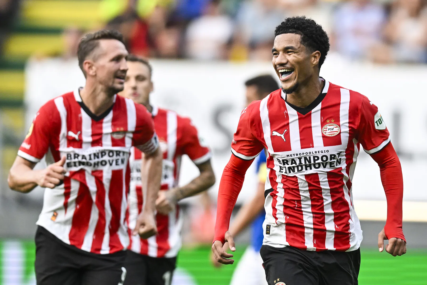 PSV zonder Malik Tillman: maandenlang geblesseerd | VoetbalNieuws