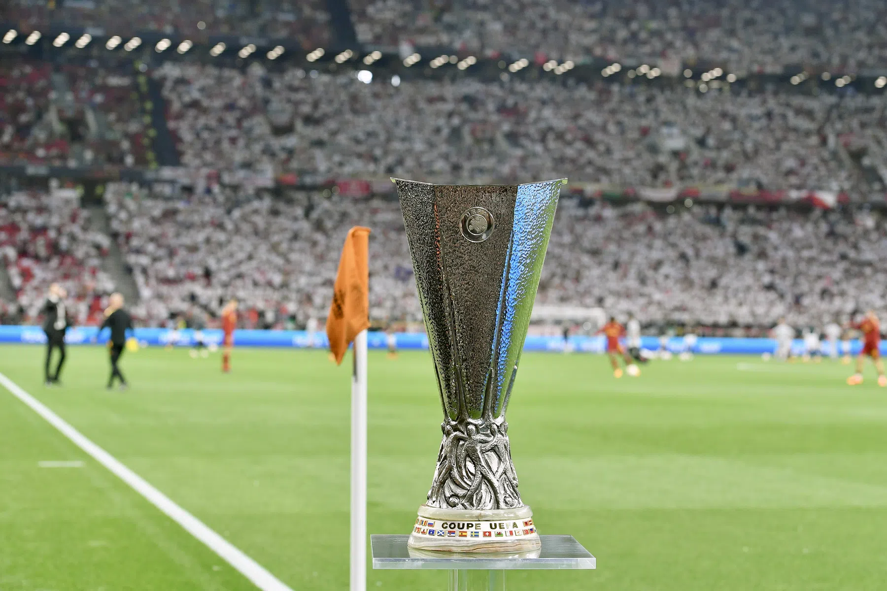 Europa League-achtste finales: volledig programma | VoetbalNieuws