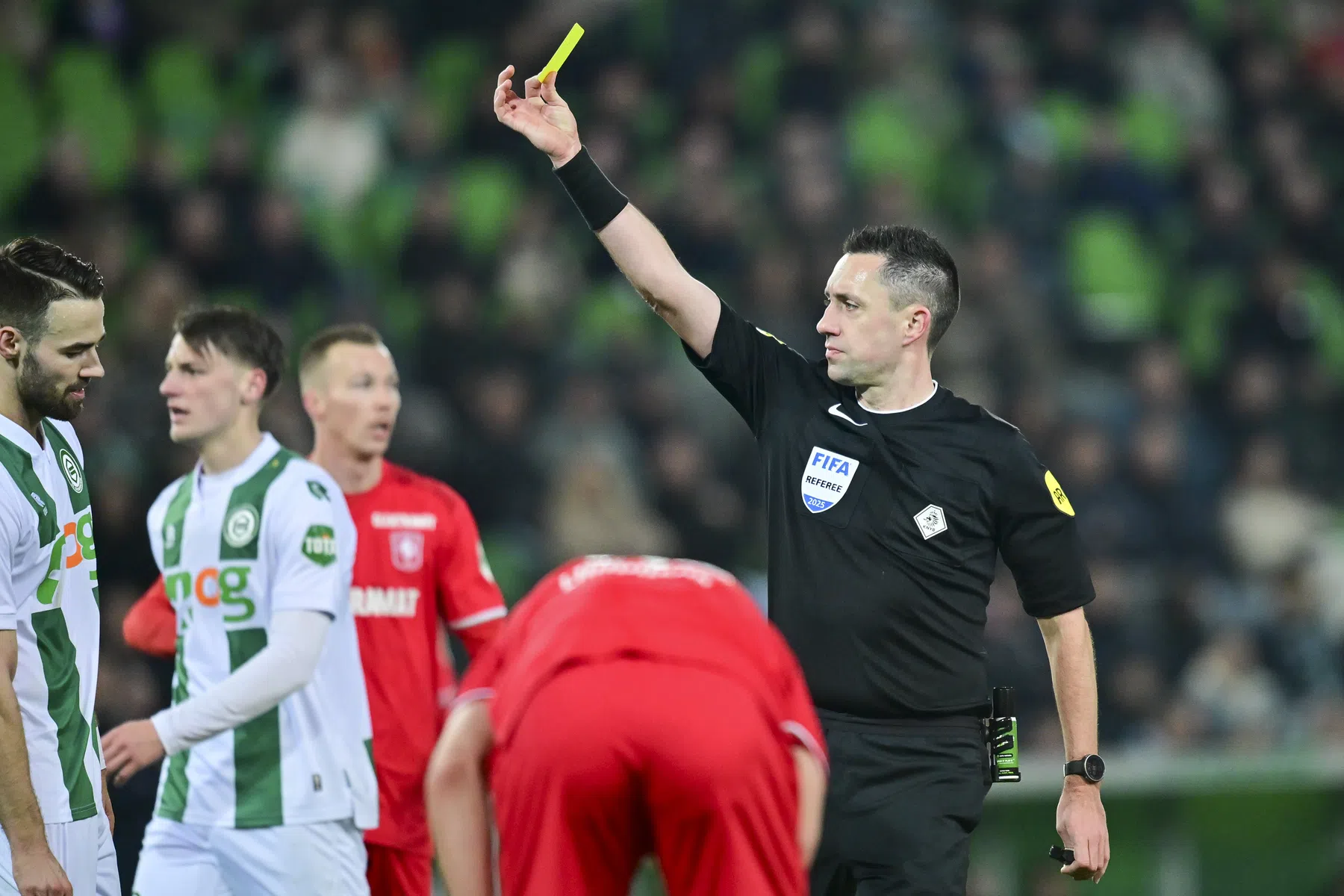 KNVB onderzoekt uitspraken Vaessen over scheidsrechter Higler | VoetbalNieuws