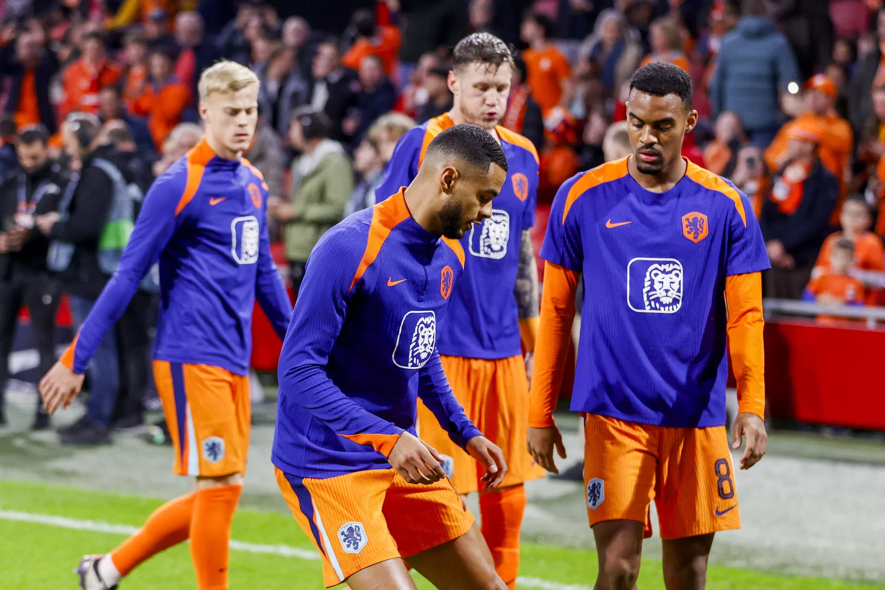 Hoe ziet de vermoedelijke opstelling van Oranje tegen Spanje eruit? | VN