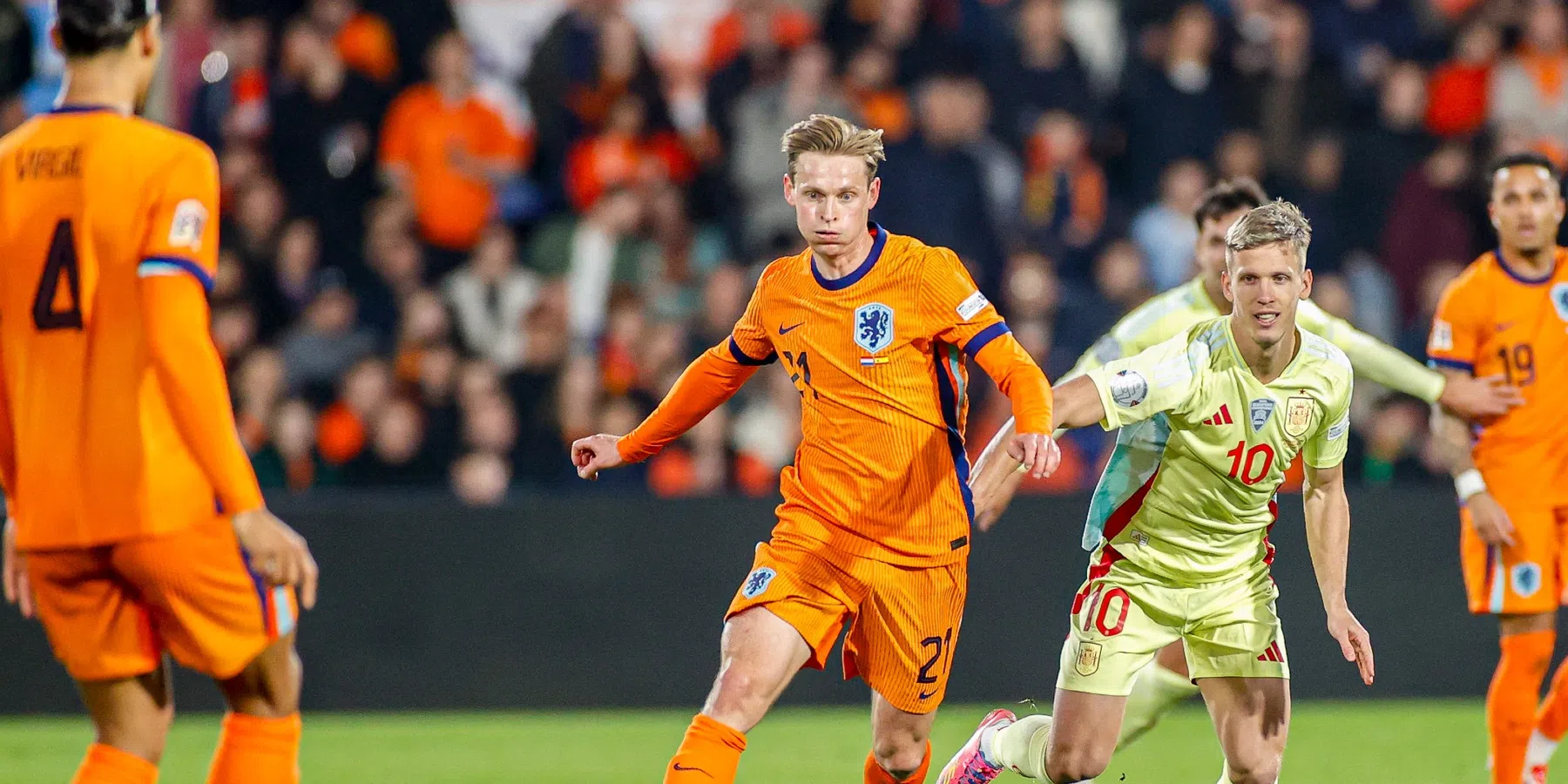 Tiental Oranje speelt op de valreep gelijk, lastige klus wacht in Spanje