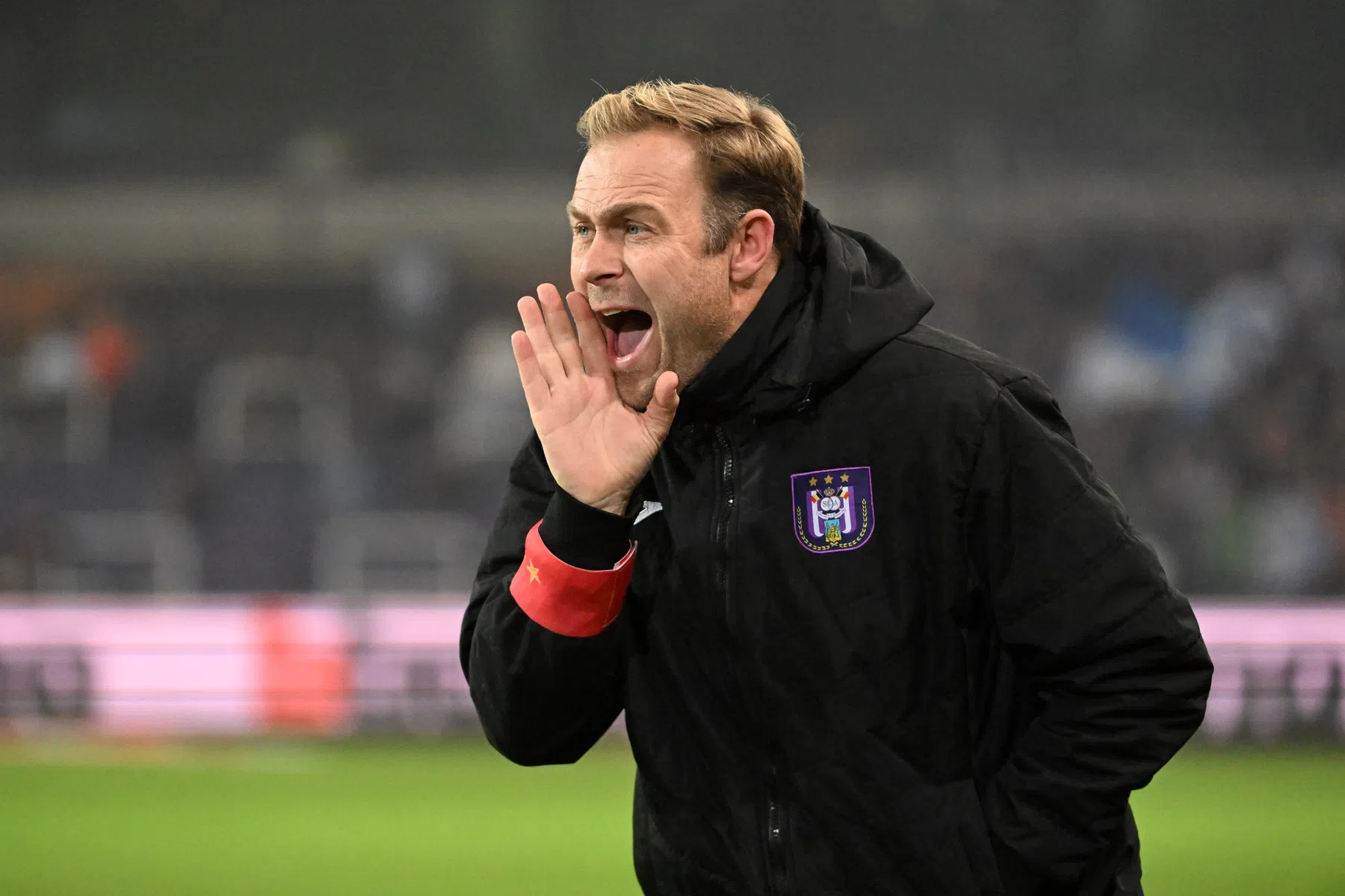 SC Heerenveen stelt Robin Veldman aan als nieuwe trainer | VN