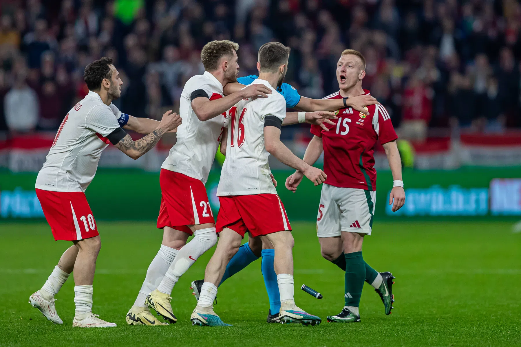 Waar en hoe laat kijk je Turkije - Hongarije in de Nations League? | VN