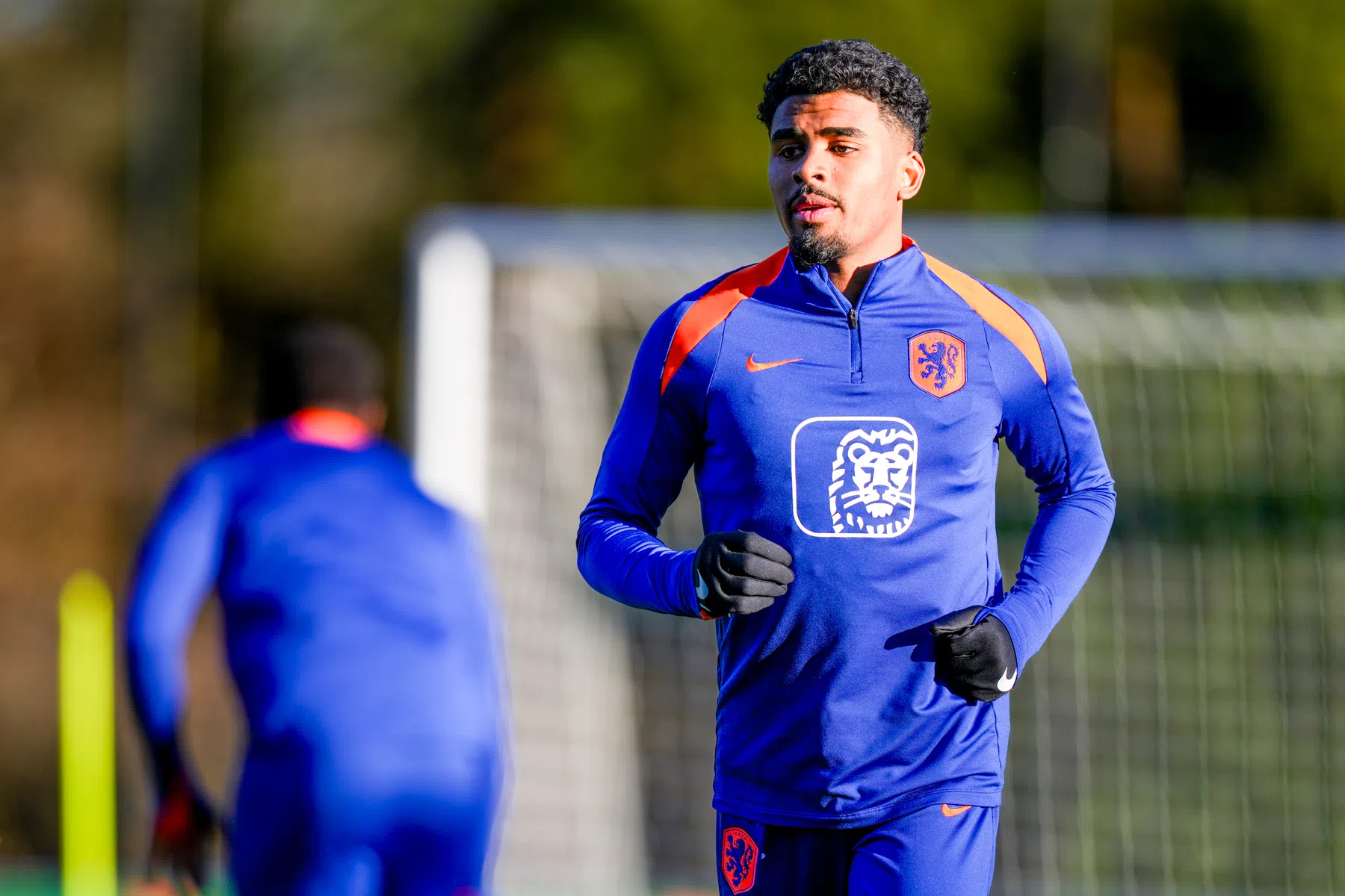 Ronald Koeman roept Ian Maatsen op als vervanger van Jurriën Timber