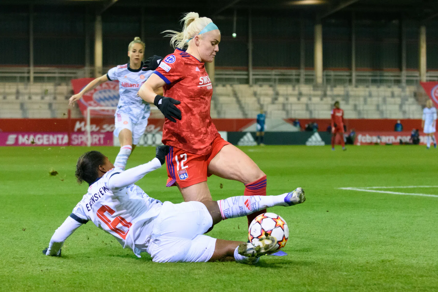 Waar en hoe laat is Lyon - Bayern (v) in de UWCL te zien? | VoetbalNieuws