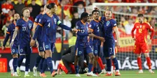 Thumbnail for article: Kranten: ‘Perpetuum mobile van veerkracht’, ‘Oranje strandt in anti-climax’