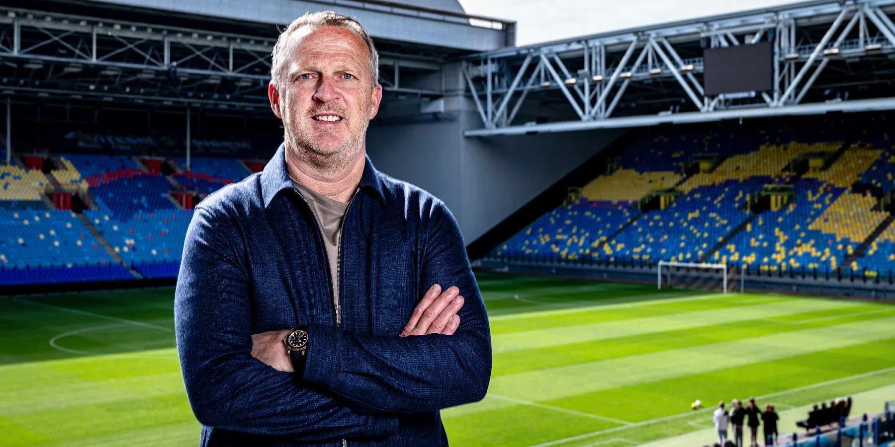Interview komt Van den Brom duur te staan: trainer voor twee duels geschorst