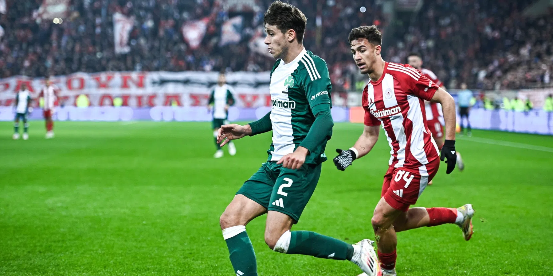 'Ajax is vleugelverdediger nog niet vergeten, maar zal moeten concurreren'