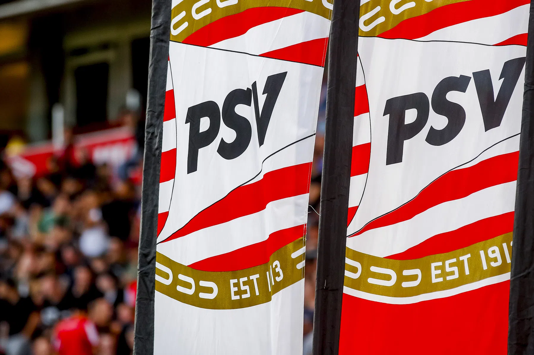 PSV - Ajax gaat door ondanks tbc-besmetting bij Lucas Pérez | VoetbalNieuws